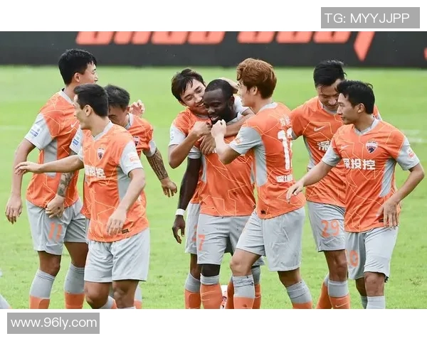 深圳足球队在足球团队协作排行榜中荣获第四名展现出色团队精神与默契配合 深圳足球队在足球团队协作排行榜中荣获第四名展现出色团队精神与默契配合