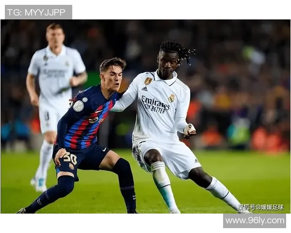 周六足球大战横滨对决神户期待精彩进球与激烈对抗