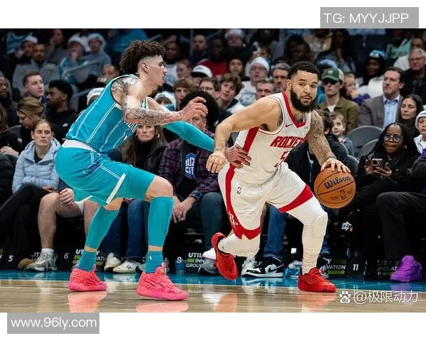 弗雷德范弗利特的崛起与NBA赛场的精彩瞬间分析