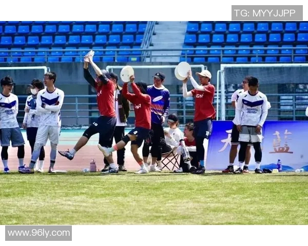 重庆飞盘队在飞盘节奏排行榜中荣获第五名展现出强劲实力与团队风采