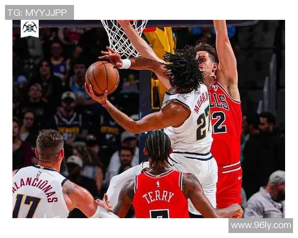 2013年季后赛勇士与掘金激战比分回顾与精彩瞬间分析 2013年季后赛勇士与掘金激战比分回顾与精彩瞬间分析