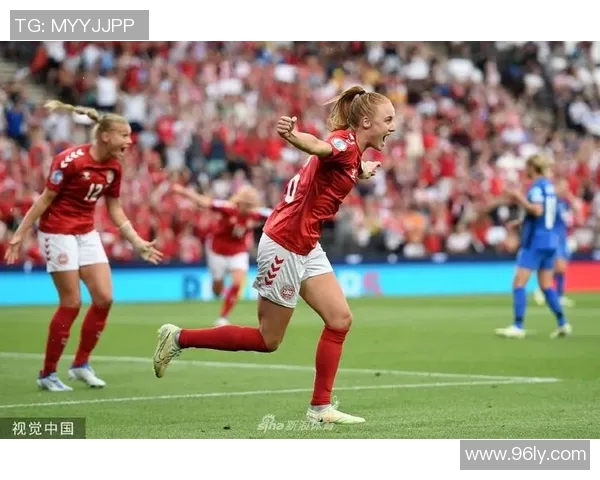 丹麦女足与芬兰女足激战正酣谁能在这场较量中笑到最后