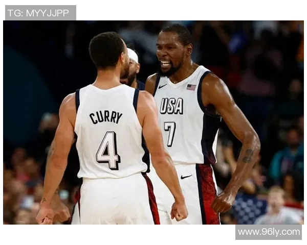 勇士与快船激战回顾2017年10月31日精彩录像分析与赛后点评