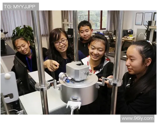 朱旭航的成长之路：从普通学生到杰出人才的奋斗历程与启示
